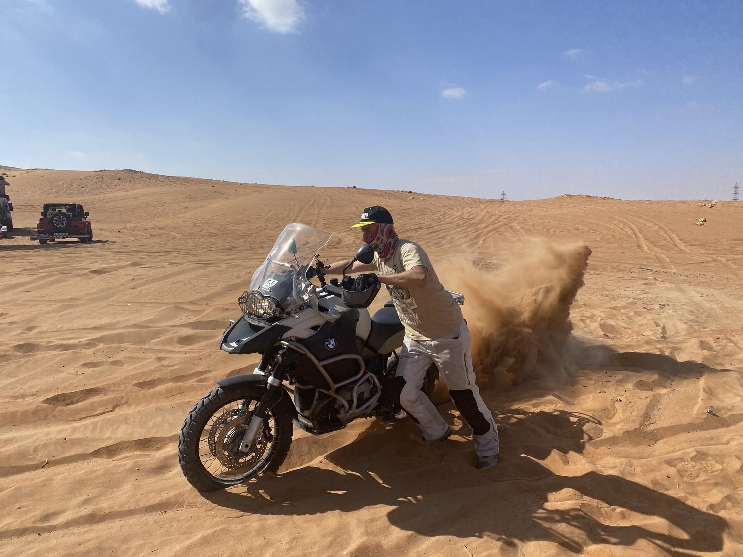 GS riding the sand
